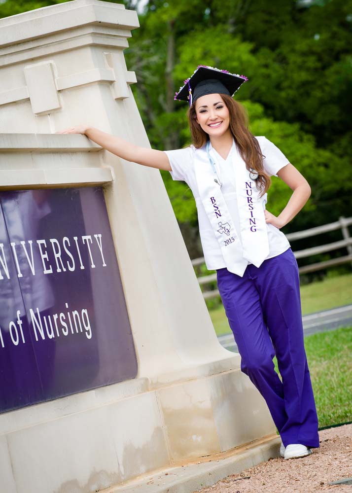 SFA Graduation Pictures and Invitations House of Photography Nacogdoches {Gifts + Photos